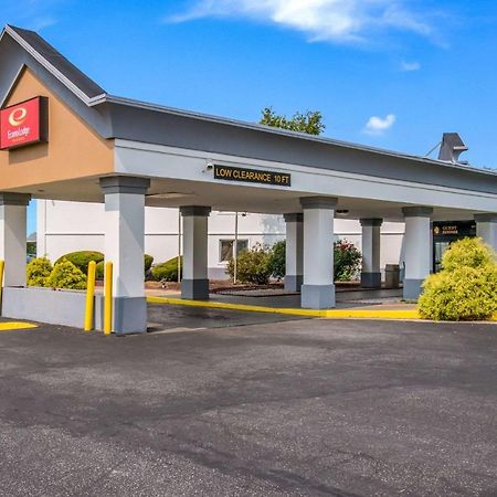 Econo Lodge Inn & Suites Chambersburg Eksteriør bilde