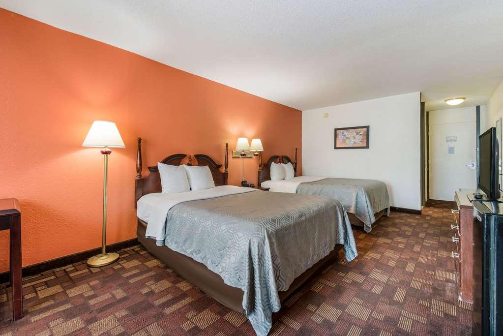 Econo Lodge Inn & Suites Chambersburg Rom bilde